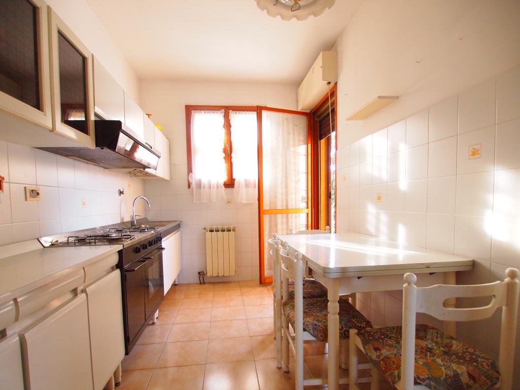 Rif. 2209 Bibbiano: Villa a Schiera con Cortile Privato e 3 Camere                  