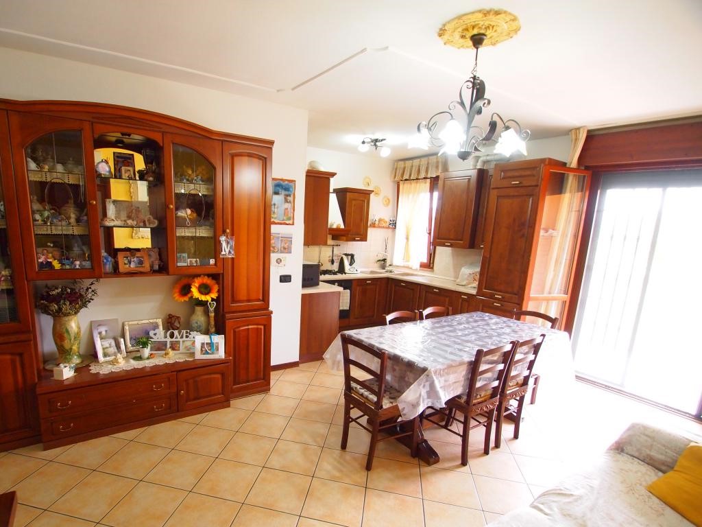 Rif.2234 Bibbiano: Appartamento vicino al Parco dell'Anello € 160.000  