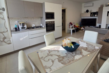 Rif. 2249 Bibbiano: Appartamento recente senza spese condominiali € 105.000  