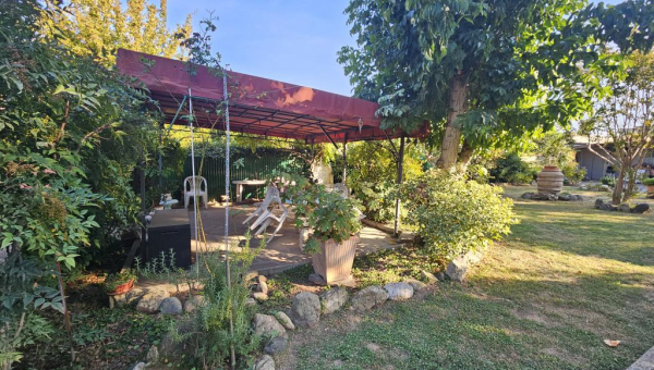 Rif. 2282 Barco: Casa Abbinata con Giardino Privato e triplo Garage € 350.000